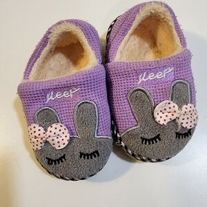 Maritony Baby Girls purple slippers size 14/15